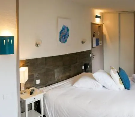 Le Belvedere Hotel Vallon-Pont-dʼArc