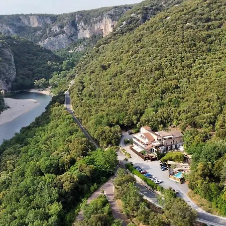 Le Belvedere Hotel 3*