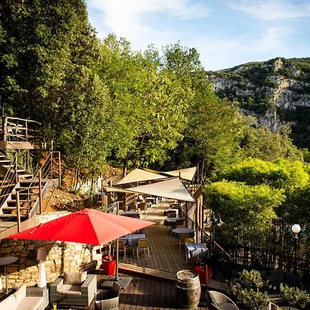 Le Belvedere 3* Vallon-Pont-dʼArc