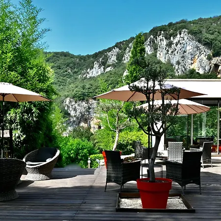 Le Belvedere Vallon-Pont-dʼArc